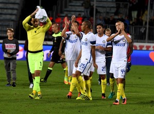 EMPOLI, ITALY - SEPTEMBER 21:  Players of FC Internazionale celebrate at the end of the Serie A match between Empoli FC and FC Internazionale at Stadio Carlo Castellani on September 21, 2016 in Empoli, Italy.  (Photo by Claudio Villa - Inter/Inter via Getty Images)