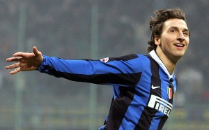 17/12/2006 Milano Inter-Messina L'esultanza di Zlatan Ibrahimovic dopo aver segnato il secondo gol dell'Inter contro il Messina Matteo Bazzi Ansa