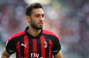 MILAN, ITALY - OCTOBER 07: Hakan Calhanoglu of AC Milan looks on during the Serie A match between AC Milan and Chievo Verona at Stadio Giuseppe Meazza on October 7, 2018 in Milan, Italy. (Photo by Marco Luzzani/Getty Images)