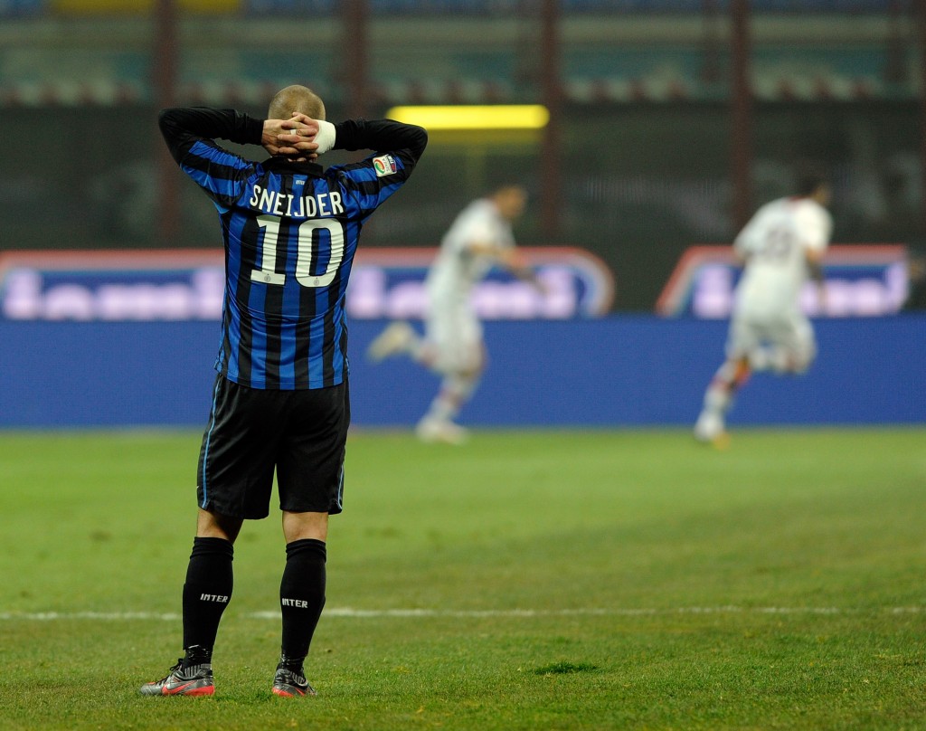 MILAN, ITALY - FEBRUARY 17: Wesley Sneijder #10 of FC Inter Milan looks dejected during the Serie A match FC Internazionale Milano and Bologna FC at Stadio Giuseppe Meazza on February 17, 2012 in Milan, Italy. (Photo by Claudio Villa/Getty Images)